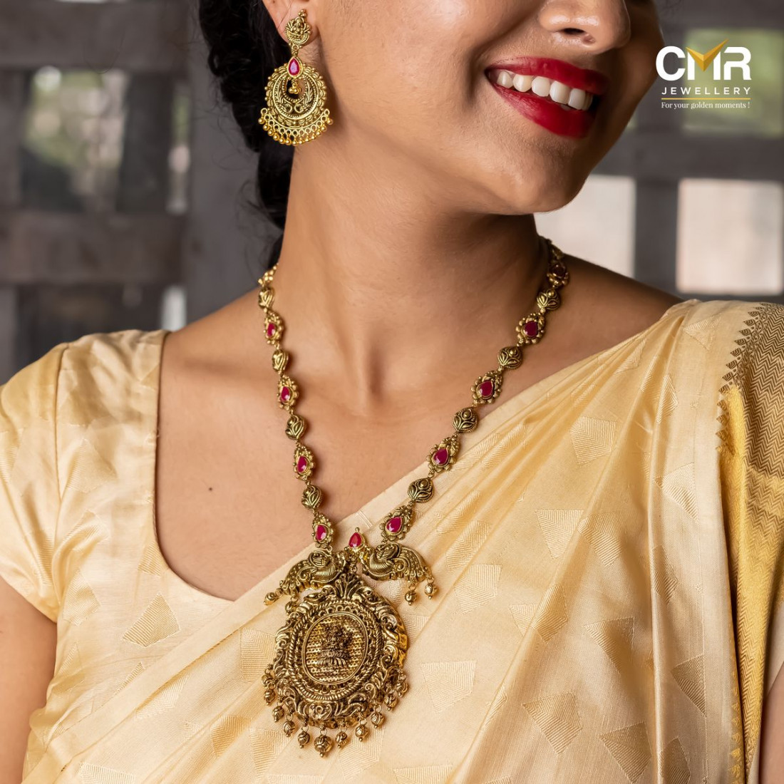 Nauvari Saree? Here’s How to Rock It With the Right Jewellery