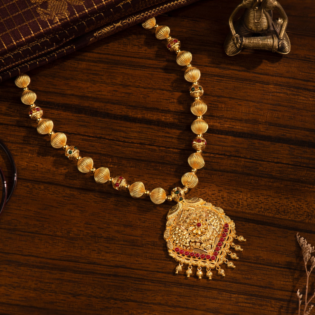 18K vs 22K Gold – Purity, Price, and Style Explained