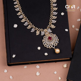 10 Diamond Necklace Designs to Accentuate Your Dress