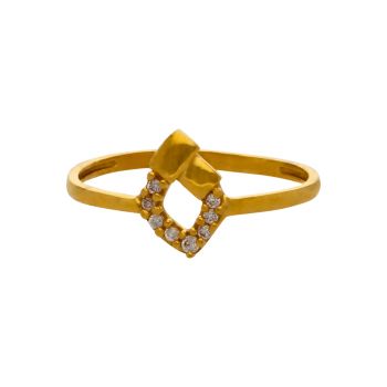 Chic Simplicity: Gold stone Ring